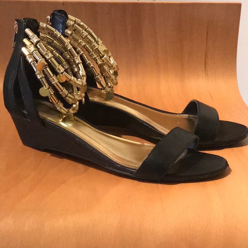 Thalia Sodi Open Toe Casual Platform Sandals